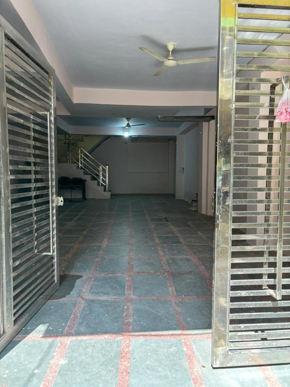 Bssn Guest House Gwalior Buitenkant foto